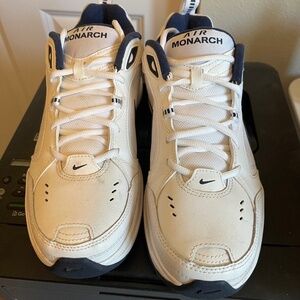 Nike Air Monarch IV White/Metallic Silver/Navy 45445-102 Men's Size 10.5